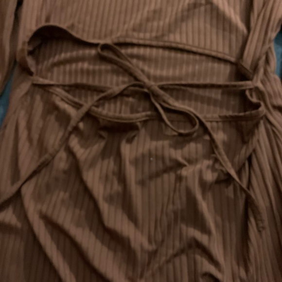 Long sleeves open back long dress 1x - Picture 9 of 9